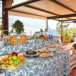 https://casa-chiti-taormina.taorminaitalyhotels.com